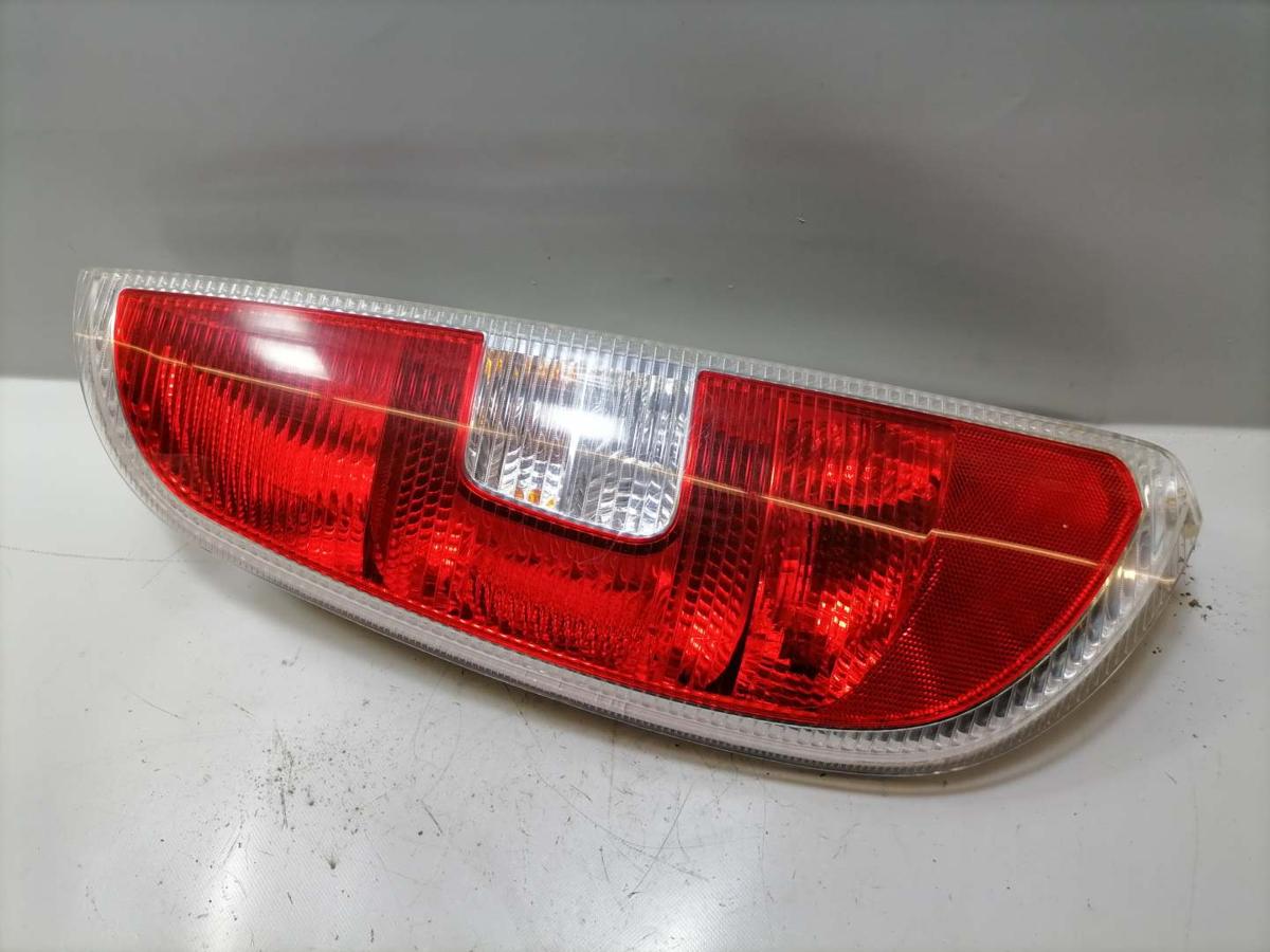 Skoda Roomster original Rücklicht Rückleuchte Schlussleuchte links Bj.2008 Skoda Roomster original Rücklicht Rückleuchte Schlussleuchte links Bj.2008
